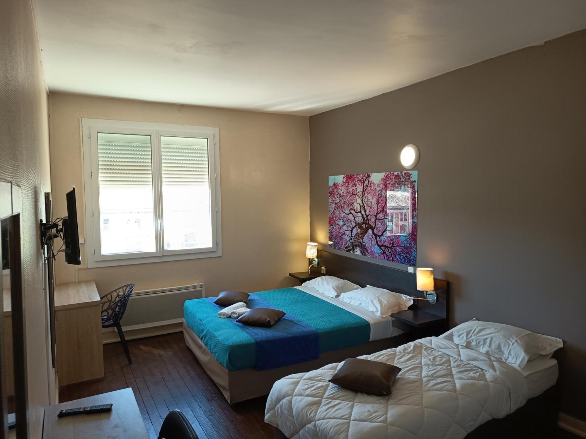Hotel De La Gare Périgueux Екстериор снимка